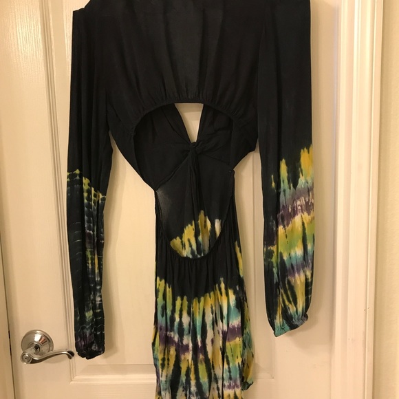 Planet Blue Brand Blu Moon Bell Sleeve Twist Dress - Picture 5 of 5